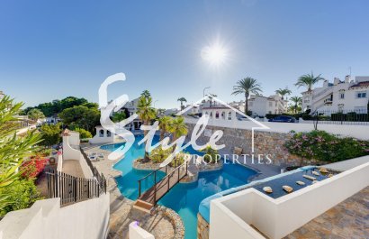 Resale - Apartament  - Orihuela-Costa - Villamartin