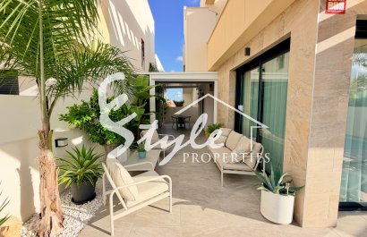 Resale - Villa - Los Montesinos - La Herada