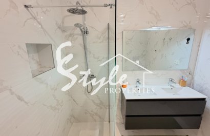 Resale - Villa - Los Montesinos - La Herada
