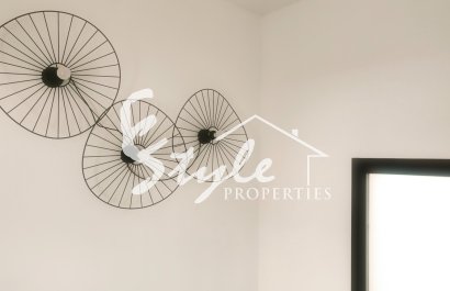 Resale - Villa - Los Montesinos - La Herada