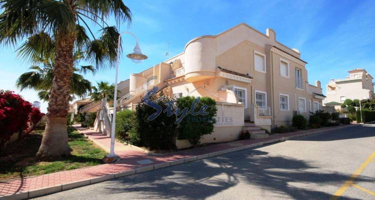 Resale - Apartment - Villamartin