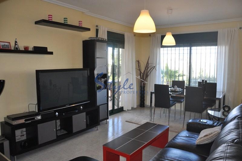 Reventa - Apartamento - Campoamor