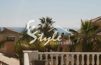 Reventa - Villa - La Mata