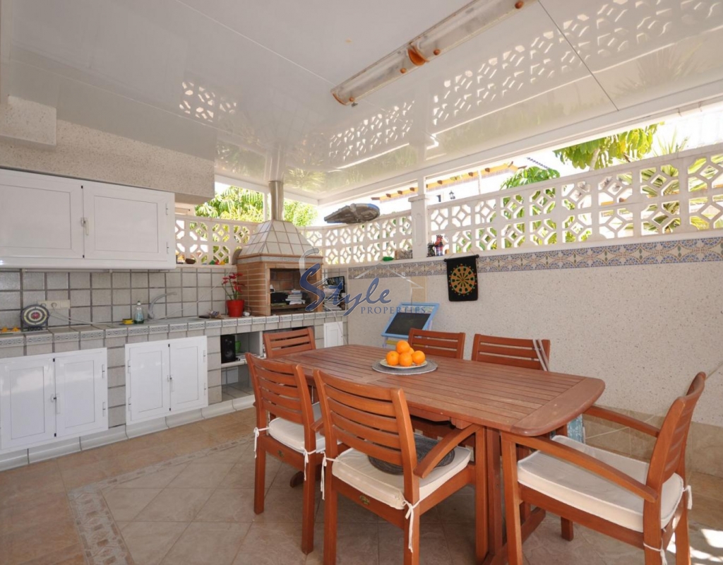 Resale - Villa - La Mata