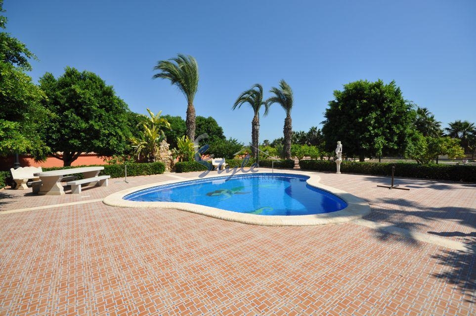 Resale - Villa - Dolores