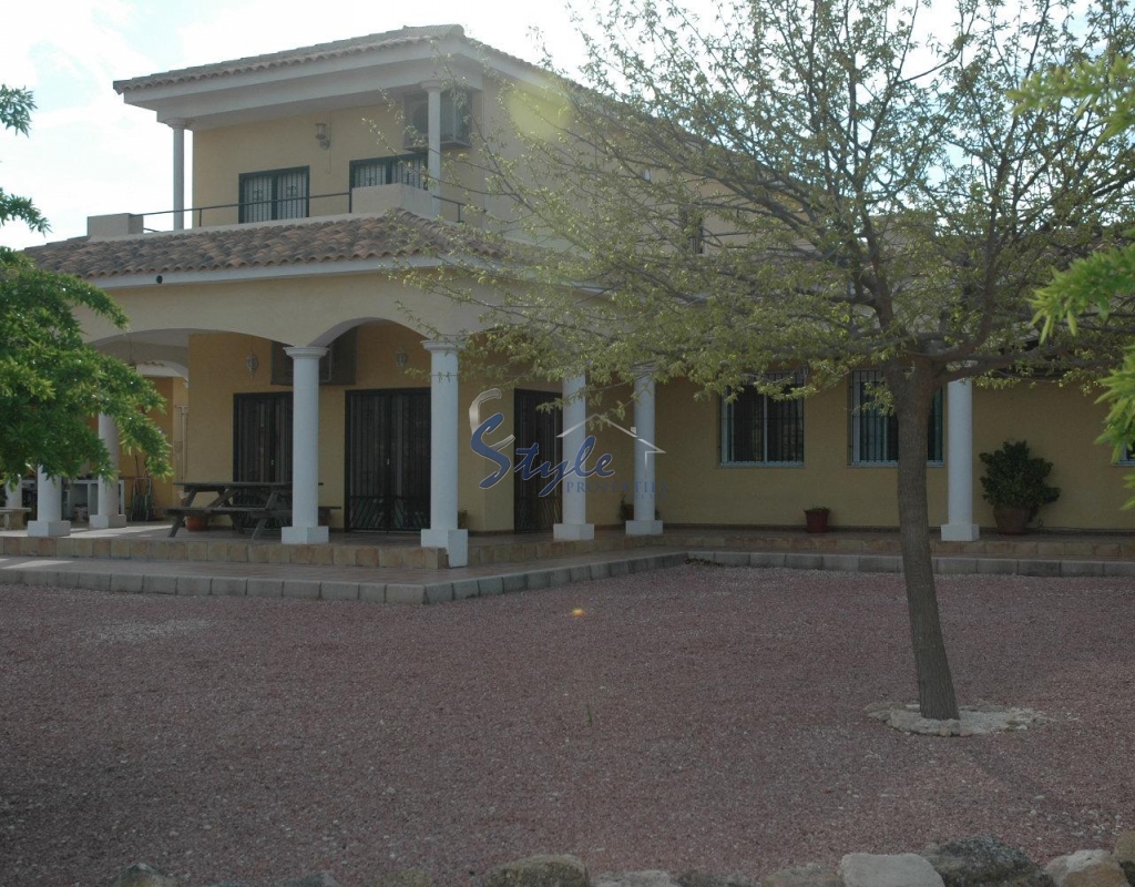 Resale - Villa - Culebron