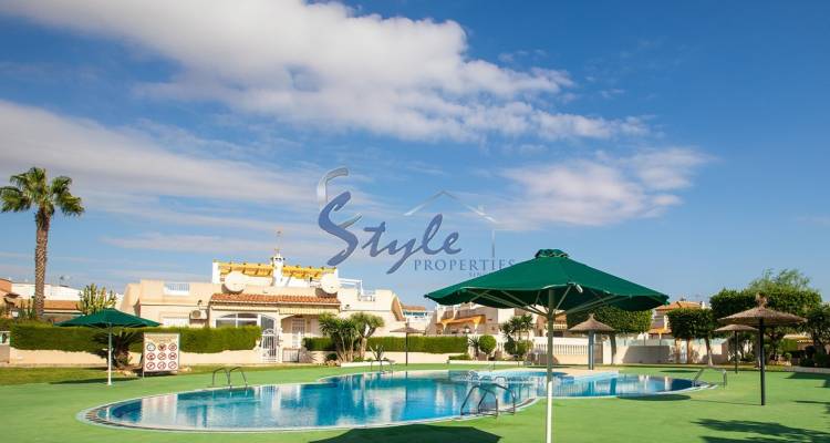 Resale - Bungalow - Torrevieja - Los Altos