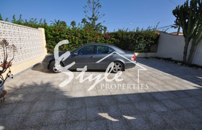 Resale - Villa - Torrevieja - San Luis