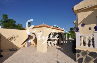 Resale - Villa - Torrevieja - San Luis