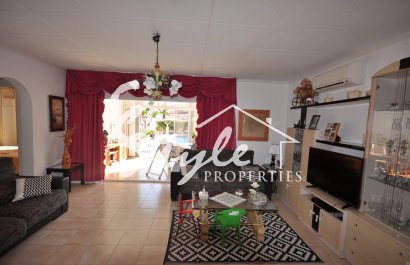 Resale - Villa - Torrevieja - San Luis
