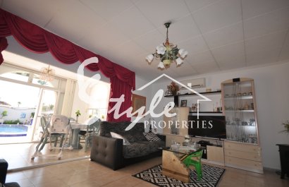 Resale - Villa - Torrevieja - San Luis