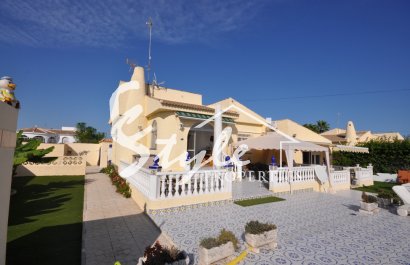 Resale - Villa - Torrevieja - San Luis