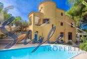 Reventa - Villa - Villamartin - Res. Las Filipinas