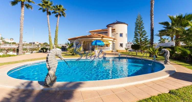 Resale - Villa - Playa Flamenca