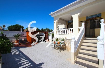 Вторичное жилье - Вилла - Сьюдад Кесада