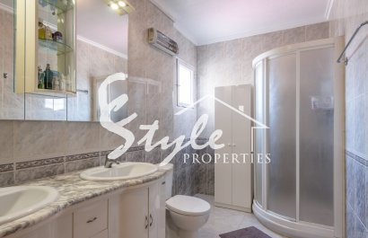 Reventa - Villa - Los Altos