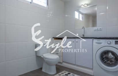 Reventa - Villa - Los Altos