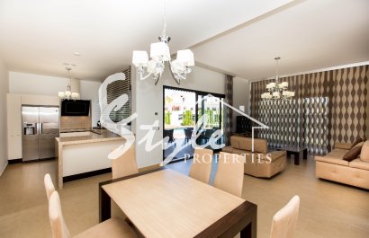 Villa de lujo en Santiago de la Ribera, Murcia, Spain