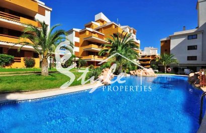 Жилой комплекс с бассейном