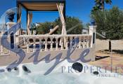 Resale - Finca Country Property - Crevillente