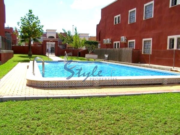 Top floor apartment for sale in Los Altos, Costa Blanca, Spain 493-5