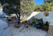 Reventa - Villa - Los Montesinos - La Herada