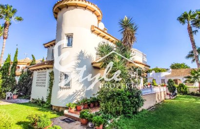 Villa for rent close to sea in la Zenia, Orihuela Costa, Costa Blanca, Spain