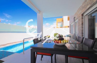 Reventa - Villa - Mil Palmeras