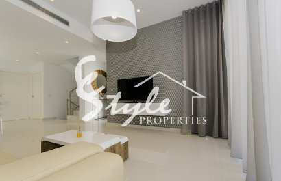 Promotion in Dehesa de Campoamor. Complex of independent villas with private pool near the sea in Orihuela Costa.