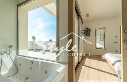 Resale - Villa - Las Colinas - Las Colinas Golf