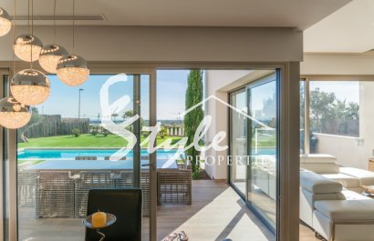 Resale - Villa - Las Colinas - Las Colinas Golf