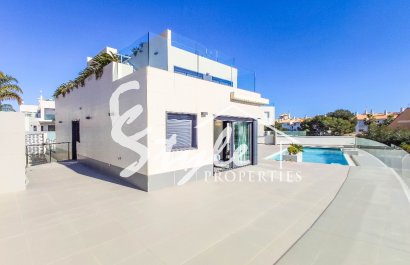 Nuevo - Villa - Dehesa de Campoamor