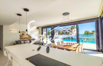 Nuevo - Villa - Dehesa de Campoamor