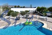 Resale - Finca Country Property - Crevillente