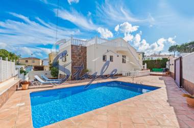 Villa - Resale - Torrevieja - Los Balcones