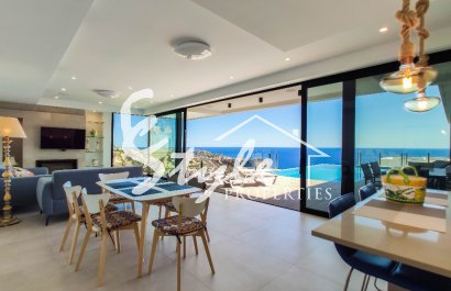 Resale - Villa - Moraira
