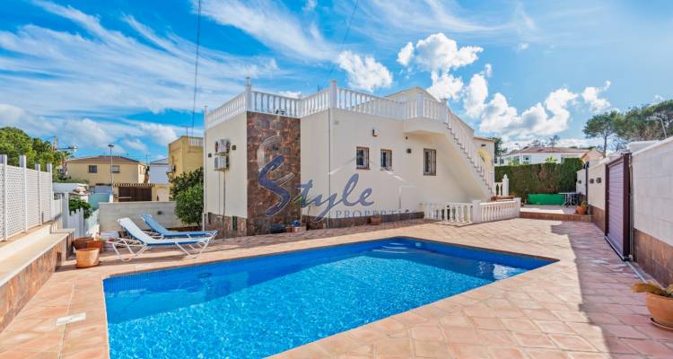 Reventa - Villa - Torrevieja  - Los Balcones