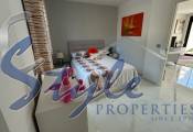 Reventa - Villa - Los Montesinos - La Herada