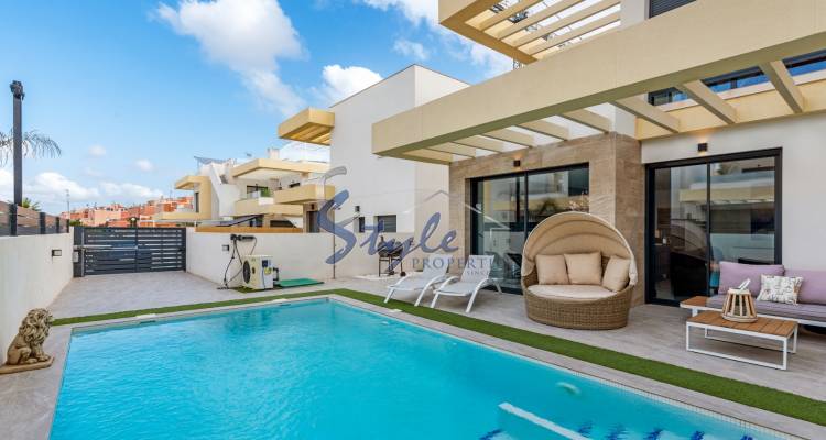 Reventa - Villa - Los Montesinos - La Herada