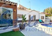 Resale - Villa - Orihuela Costa  - Punta Prima