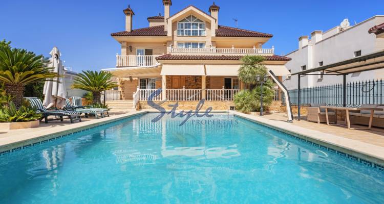 Reventa - Villa - Torrevieja - La Veleta