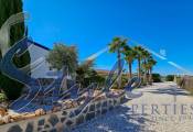 Resale - Finca Country Property - Crevillente