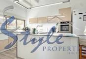 Resale - Villa - Orihuela Costa  - Punta Prima