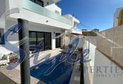 Reventa - Villa - Los Montesinos - La Herada