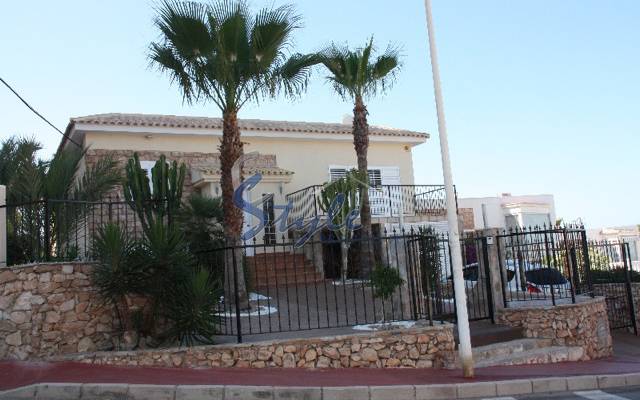 Resale - Villa - La Mata