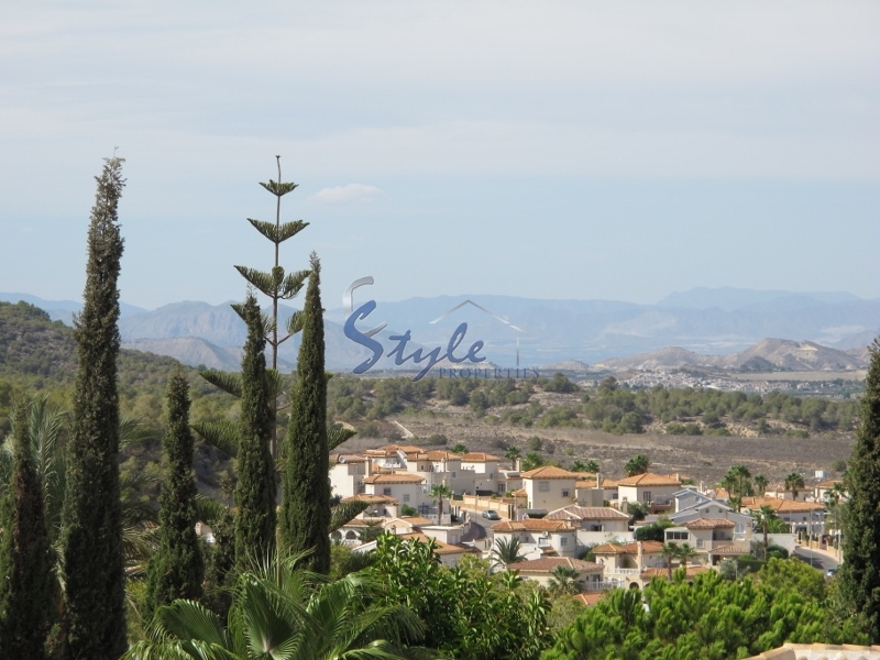 Resale - Villa - San Miguel De Salinas