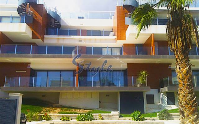 Resale - Apartment - Villamartin