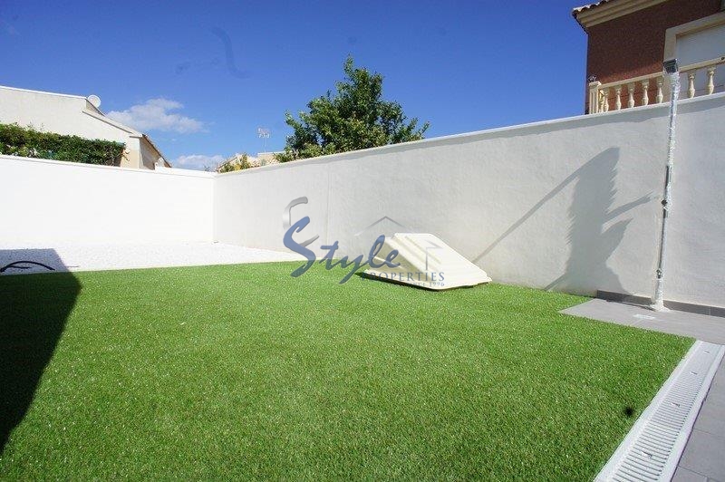 Resale - Villa - Torrevieja