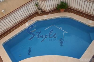 Resale - Villa - La Zenia