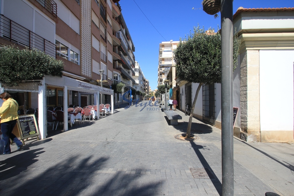 Comercial - Propiedad Comercial - Torrevieja  - Torrevieja